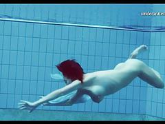 Hot teen unterwasser swims and strips movies