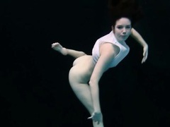 Shaved vagina brunette in the pool videos