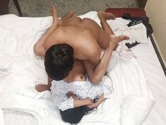 18 yers old desi indian girlfriend was fucking hard in hotel with boyfriend