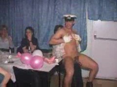 Male strippers dancing for hot amateurs clip