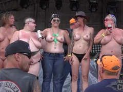 Biker babes topless on stage dancing for the guys tubes