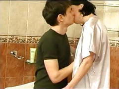 Guy fuck mature woman on bathroom -who is she