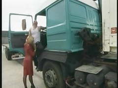 KiloVideos presents: Dans un camion