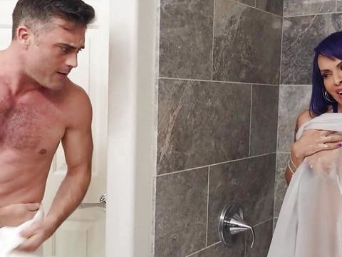 TrannyZoom presents: After taking a shower foxxy does her laundry not knowing her sister's husband lance hart is watching her - trans angels
