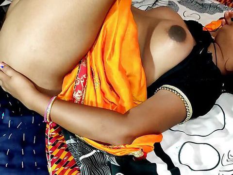 Desi cute bhabhi had sex with hunk devar while she horny