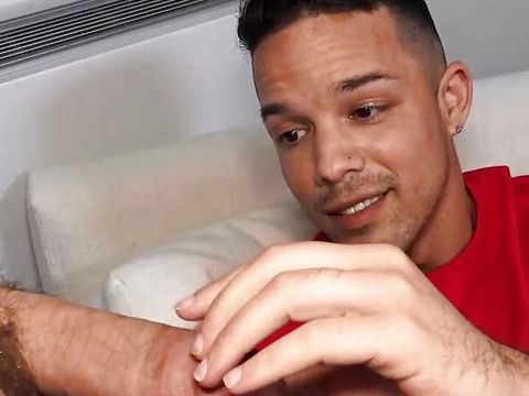 RelaXXX presents: Hot pizza guy nic sahara gets really interested for a customer's cock when he gets offered money - reality dudes