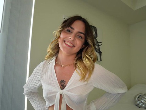 ChiliMoms presents: Brunette chanel camryn with natural tits sucking a dick in pov