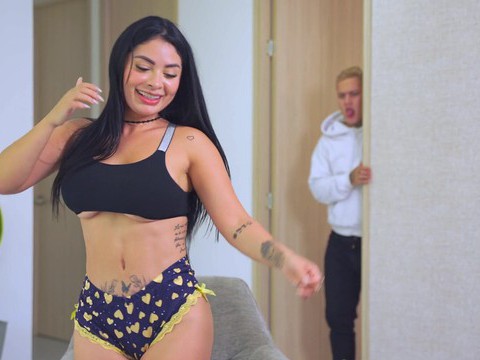 Find-Best-Hardcore.com presents: Brunette alejandra palacios with hot ass sucking a hard cock