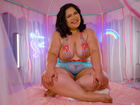 RelaXXX presents: Karla lane gives sloppy oral